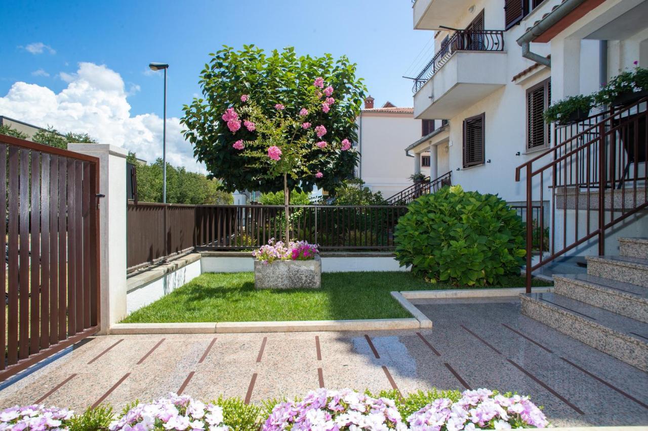 Studio Apartment Noah Rovinj Bagian luar foto