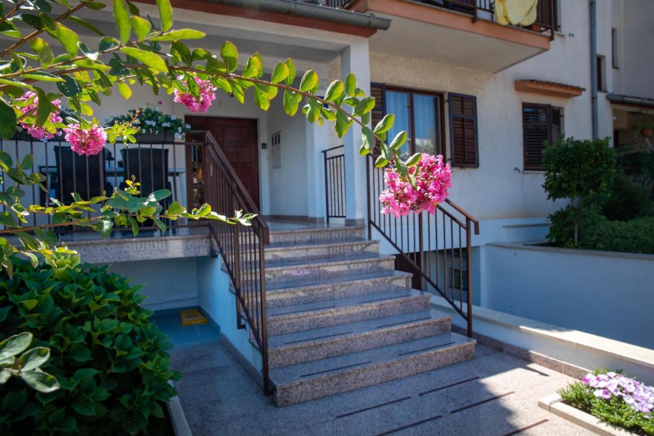 Studio Apartment Noah Rovinj Bagian luar foto