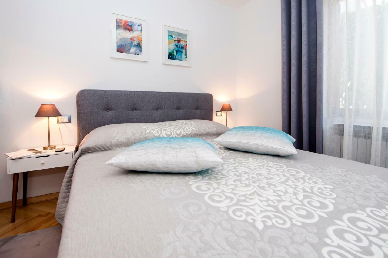 Studio Apartment Noah Rovinj Bagian luar foto
