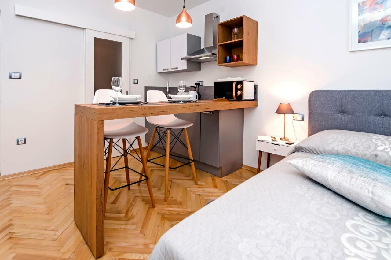 Studio Apartment Noah Rovinj Bagian luar foto